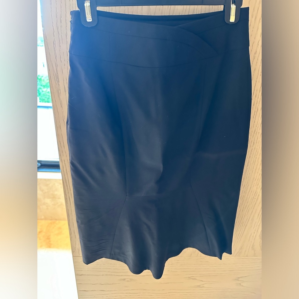 Black Reiss pencil suit skirt size UK6 or USA2 in great condition